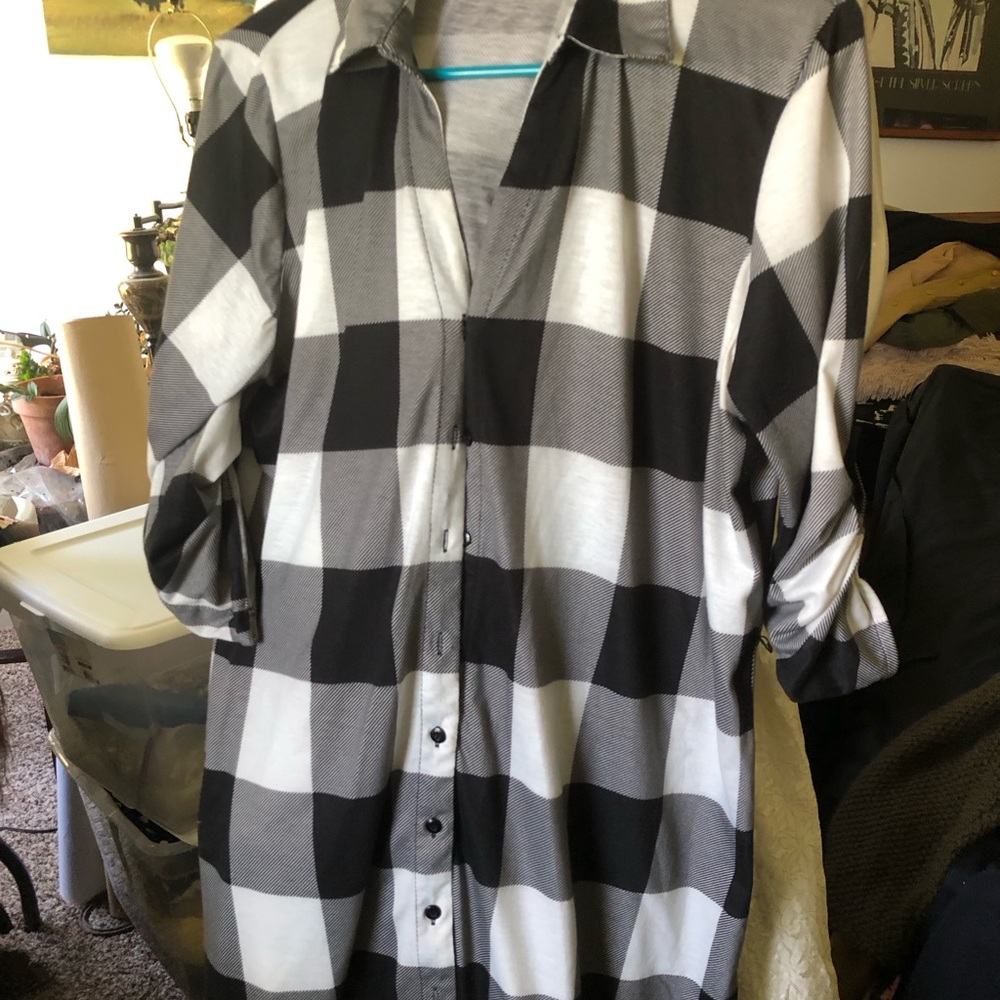 Blouse, checkered